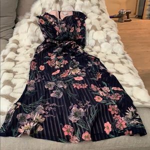 NWT Kay Cap Sleeve Unger Dress